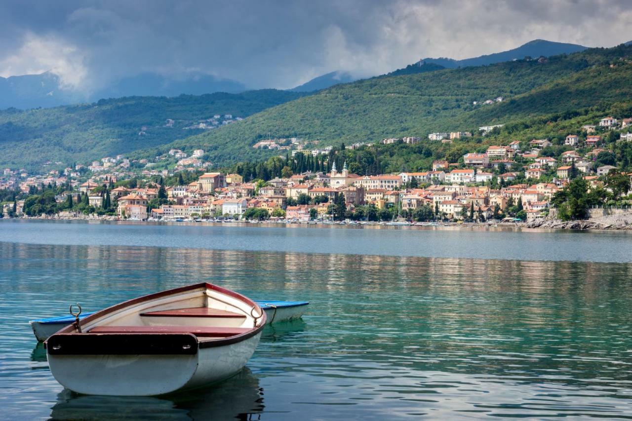 Studio Biba Volosko Opatija Exterior photo