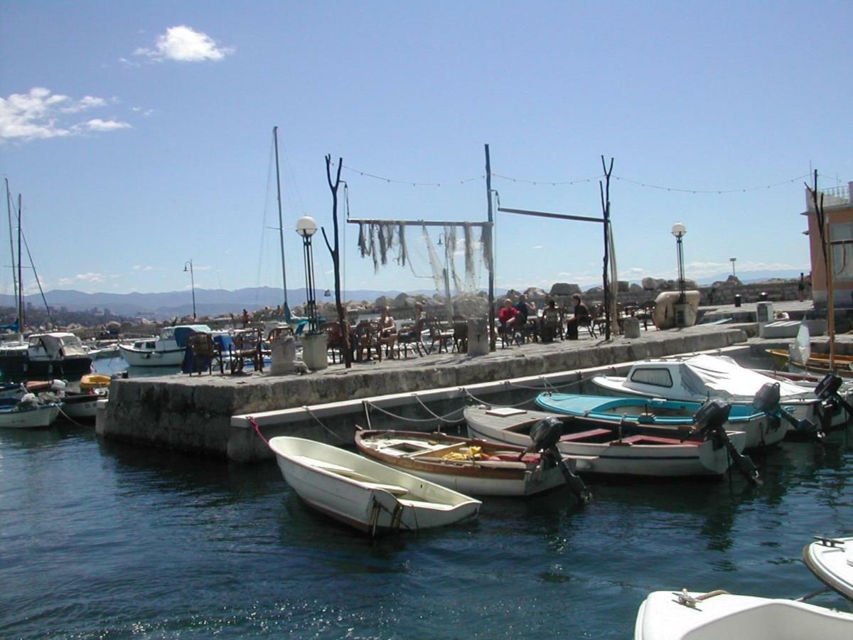 Studio Biba Volosko Opatija Exterior photo